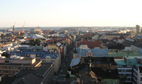 Helsingin kattojen yläpuolella